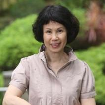 彭慧芝（1973畢業）